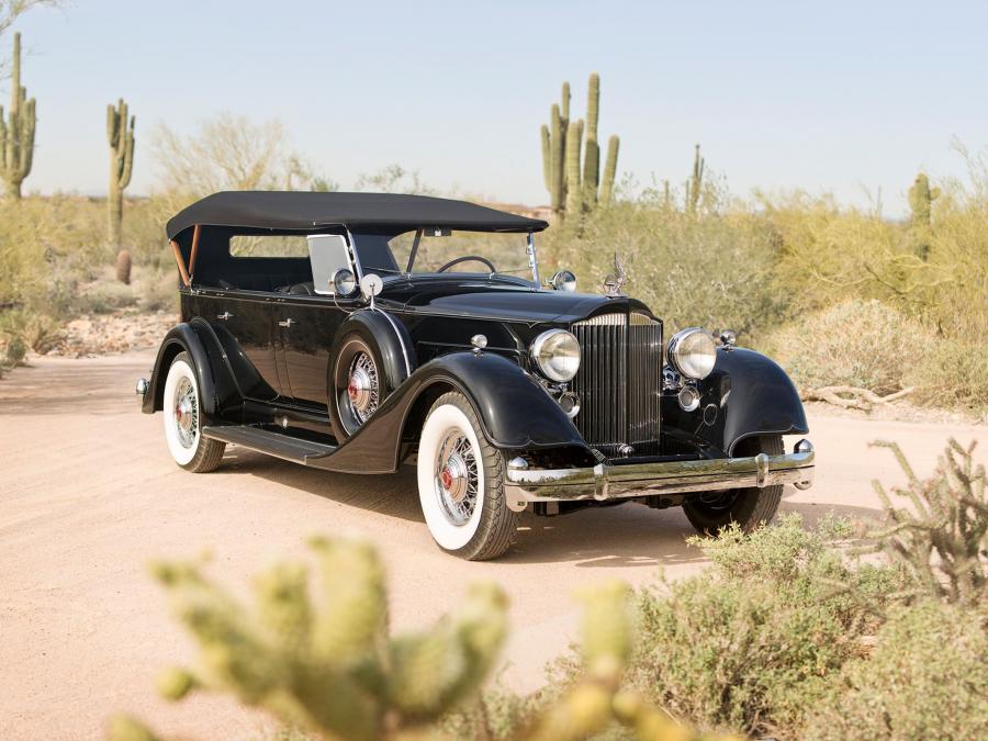  Packard Twelve 7-Passenger Touring 1934 года  (фото 2 из 2)